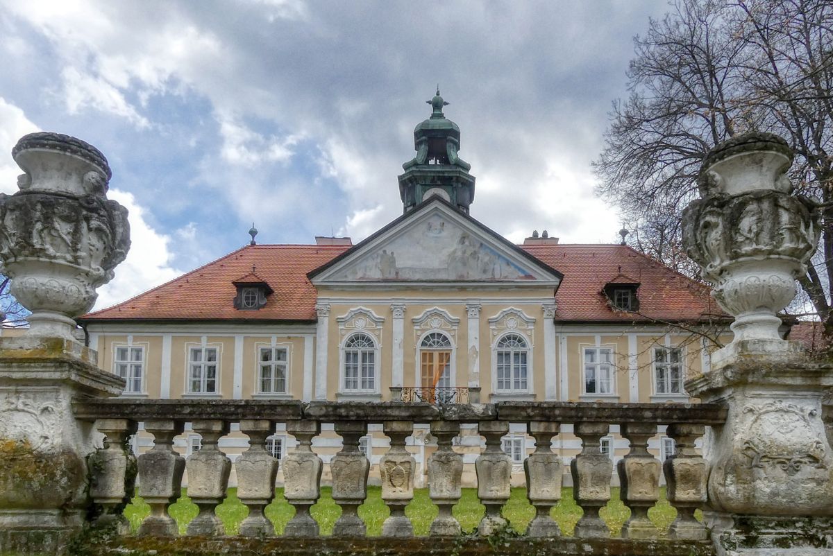 Von Mautern zum Schloss Baumgarten und zurück