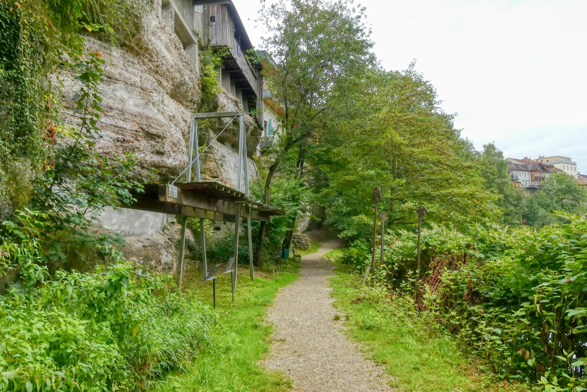 Ybbsuferweg Der Ybbsuferweg in Waidhofen an der Ybbs - eine andere Welt, 10 Meter neben der Hauptstraße