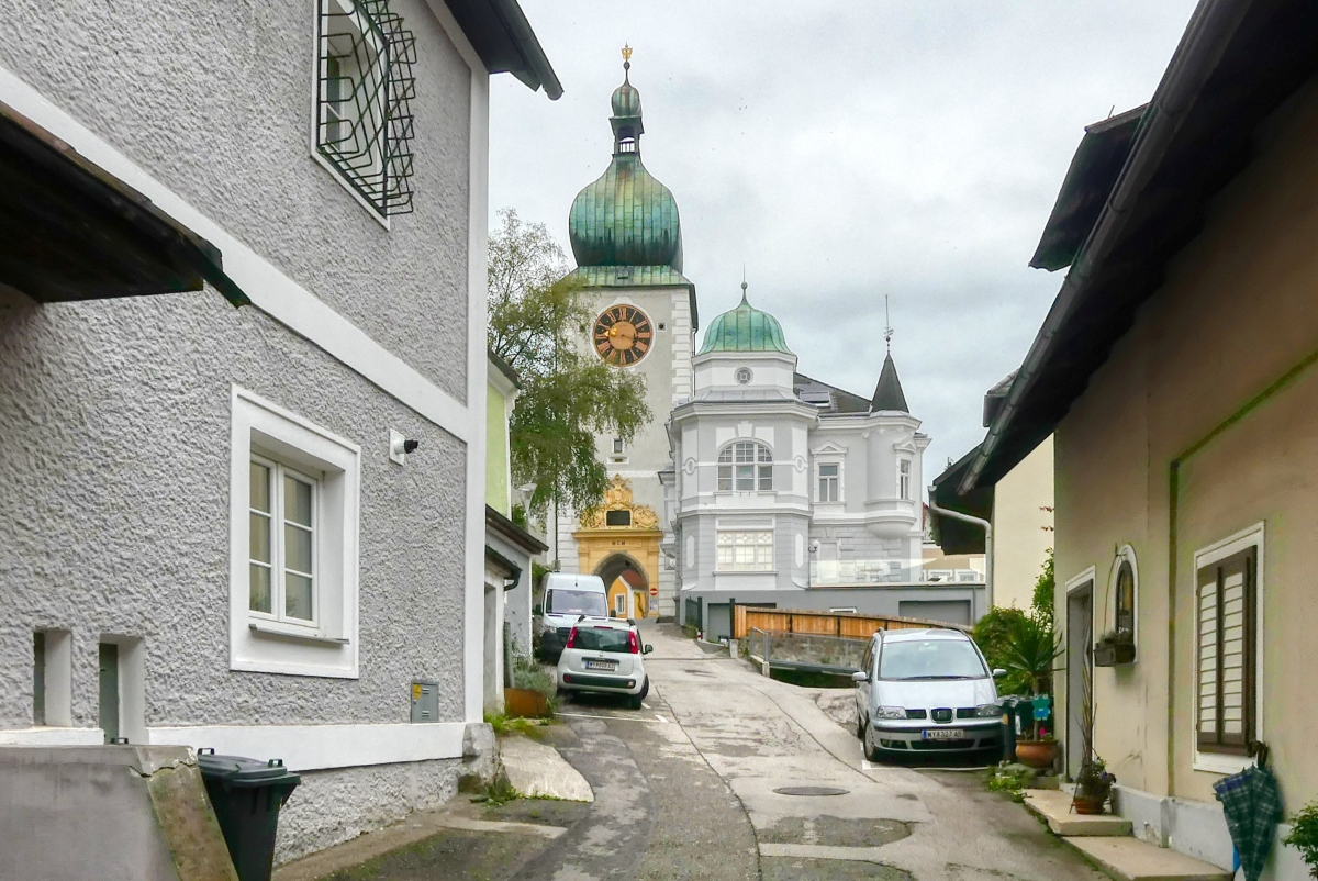 Ybbsuferweg Der Ybbsuferweg in Waidhofen an der Ybbs - eine andere Welt, 10 Meter neben der Hauptstraße