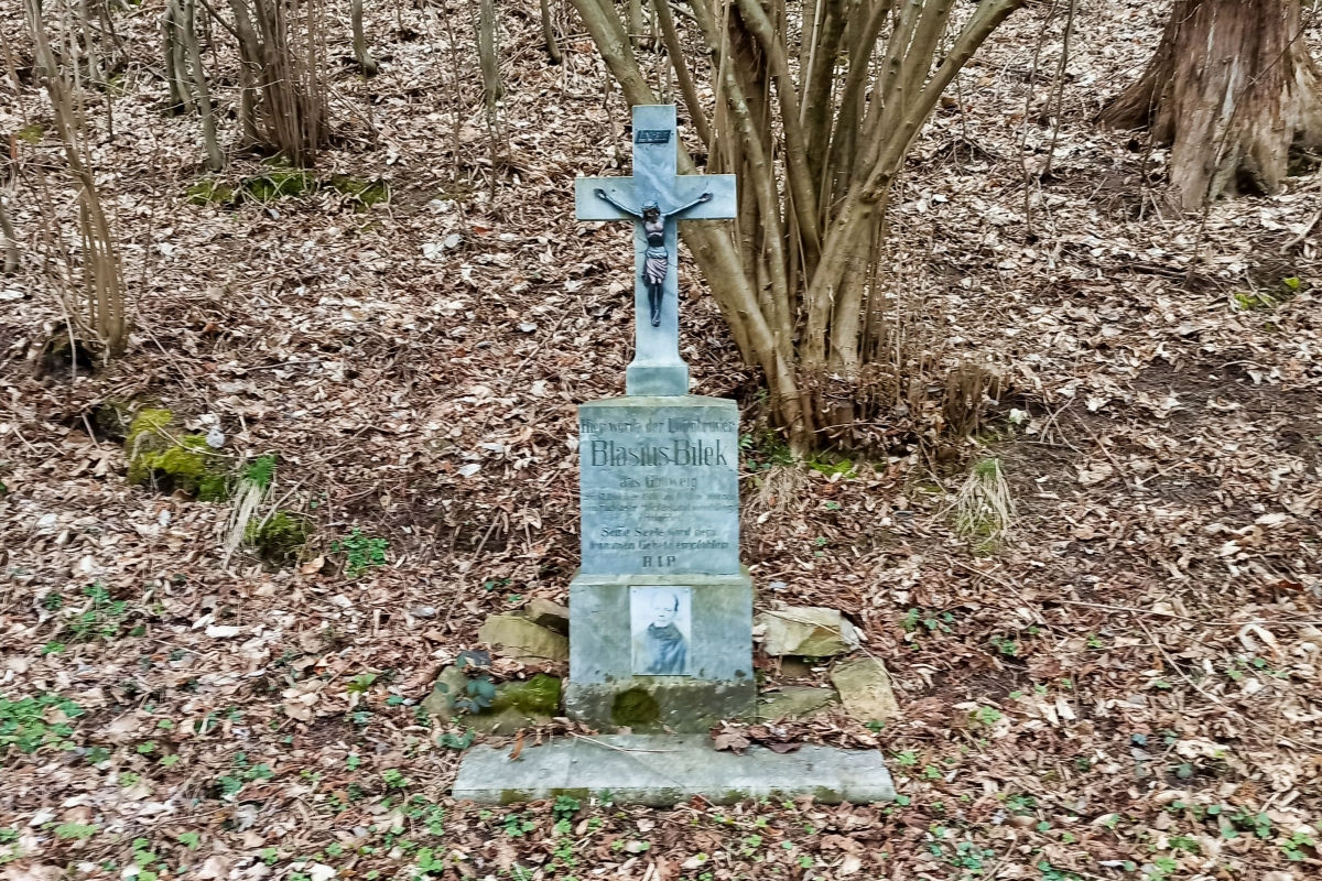 Vom Hellerhof zum Blasius Bilek-Kreuz