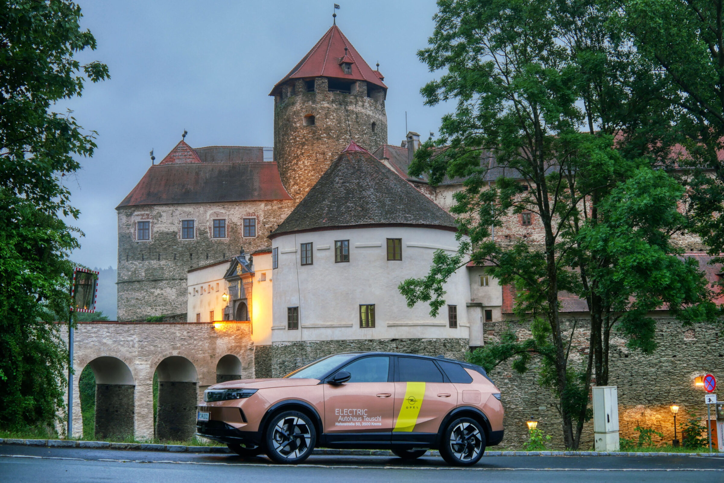Opel Grandland - Wiederwahl in den Senat Opel Grandland - Wiederwahl in den Senat