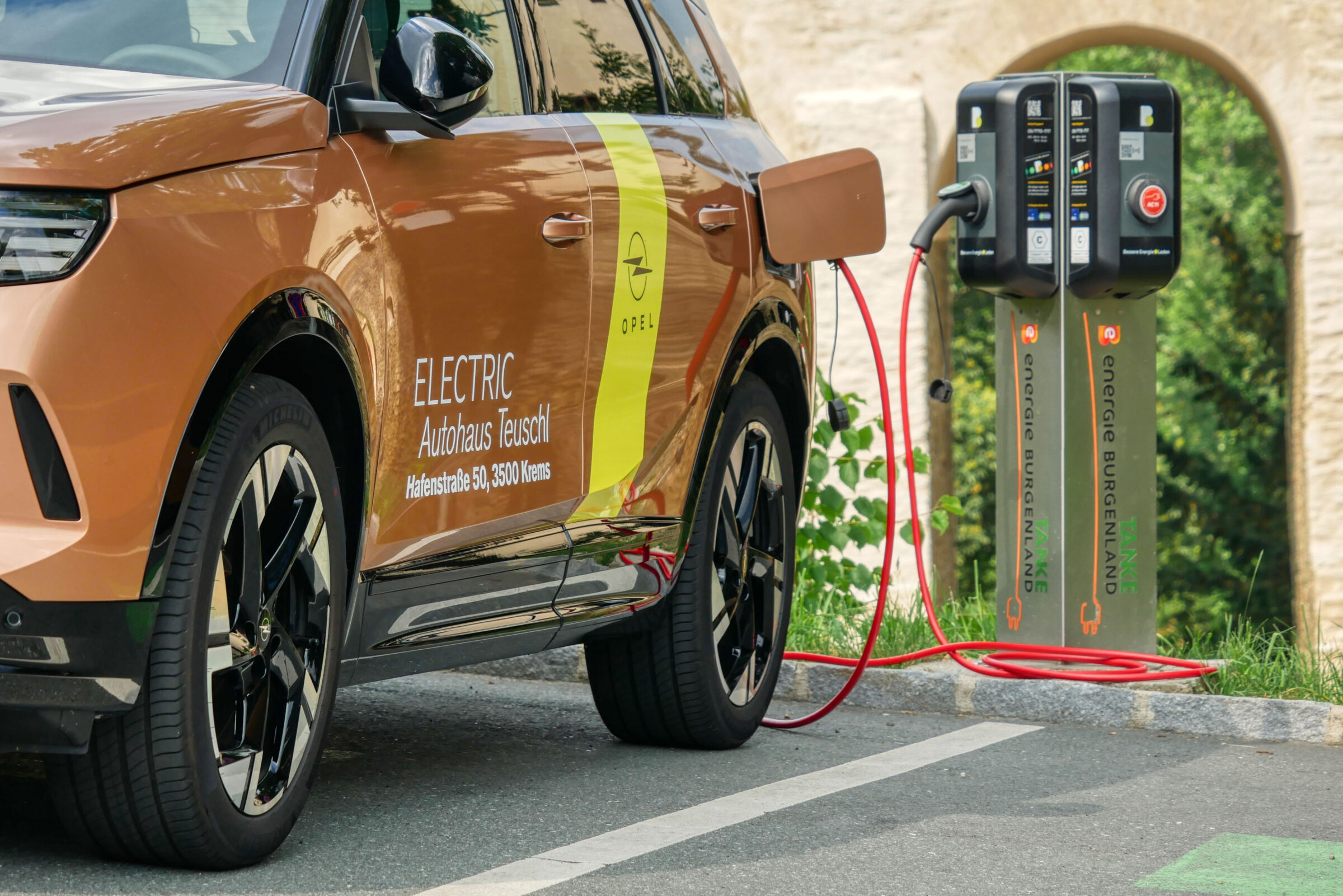 Opel Grandland - Wiederwahl in den Senat Opel Grandland - Wiederwahl in den Senat