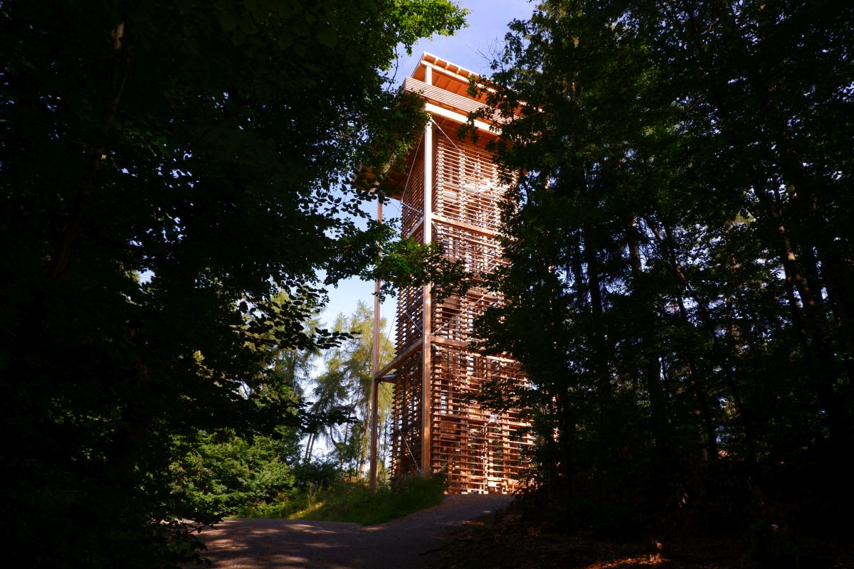 Der Hirschbergweg in Fuhrn Der Hirschbergweg in Fuhrn