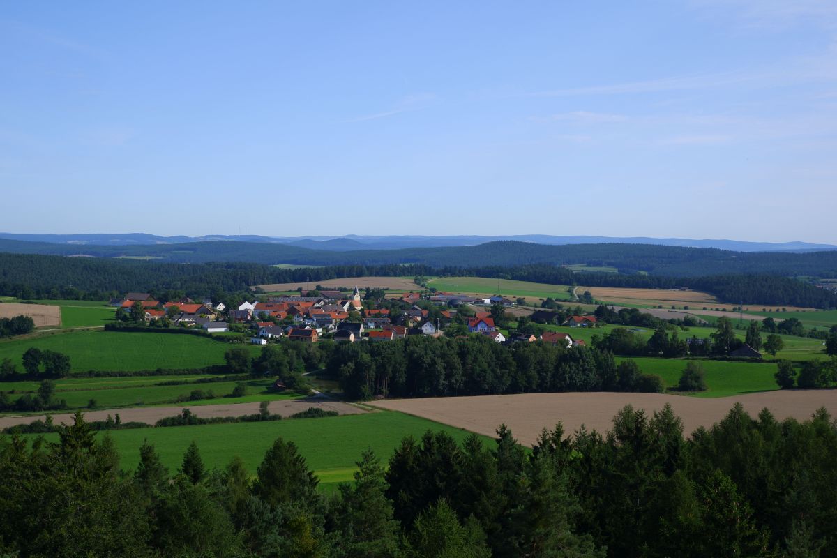 Der Hirschbergweg in Fuhrn Der Hirschbergweg in Fuhrn