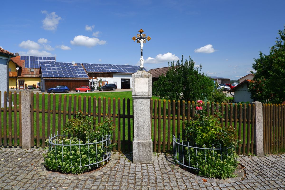 Von Kleinwinklarn auf den Steinbühl Von Kleinwinklarn auf den Steinbühl