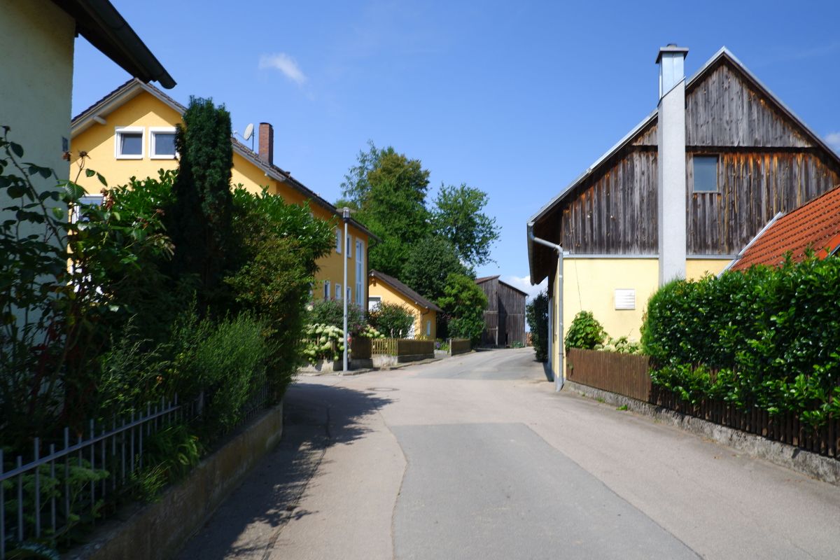 Von Kleinwinklarn auf den Steinbühl Von Kleinwinklarn auf den Steinbühl