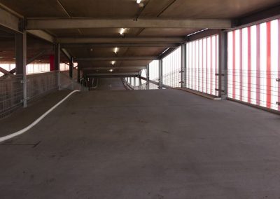 Parkhaus im Weltkulturerbe Wismar - fröhlich, ohne Kitsch und ungetarnt, dafür aber mit Aussicht