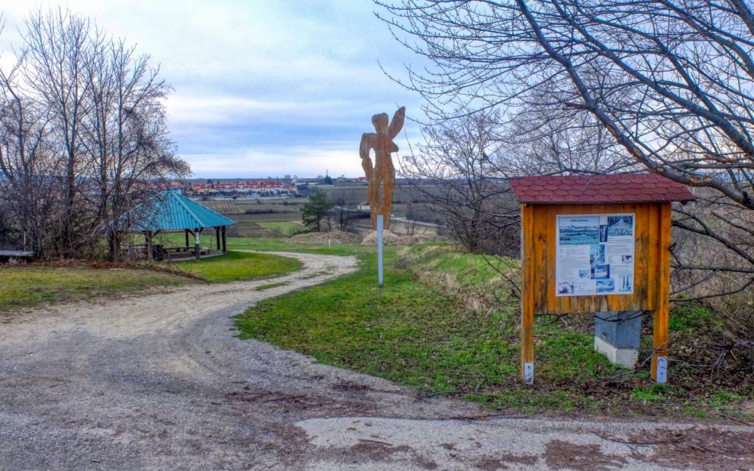 Eine “Eiszeitwanderung” zum Fundort der ältesten Frauenstatue der Welt