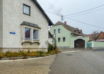 Droßer Wanderweg D5: Durch den Wald nach Lengenfeld - über Felder zurück