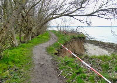 Vom Fischerdorf Hoben zum Zierower Strand