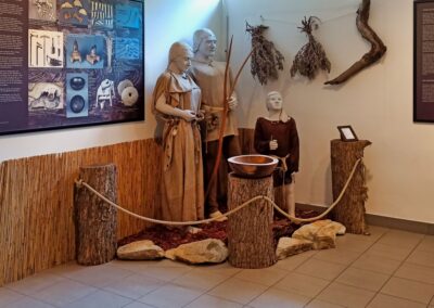 Zu Besuch im Germanischen Gehöft in Elsarn im Straßertal
