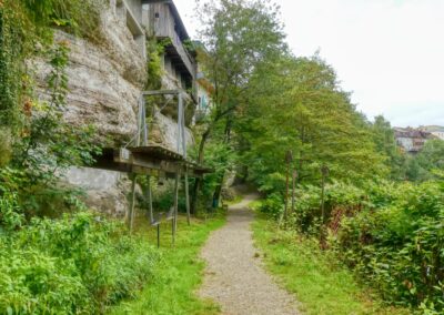 Der Ybbsuferweg in Waidhofen an der Ybbs - eine andere Welt, 10 Meter neben der Hauptstraße