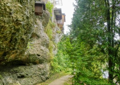 Der Ybbsuferweg in Waidhofen an der Ybbs - eine andere Welt, 10 Meter neben der Hauptstraße