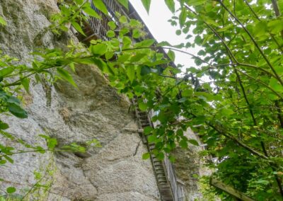 Der Ybbsuferweg in Waidhofen an der Ybbs - eine andere Welt, 10 Meter neben der Hauptstraße