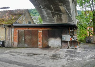 Der Ybbsuferweg in Waidhofen an der Ybbs - eine andere Welt, 10 Meter neben der Hauptstraße
