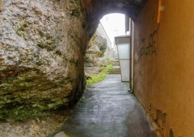 Der Ybbsuferweg in Waidhofen an der Ybbs - eine andere Welt, 10 Meter neben der Hauptstraße