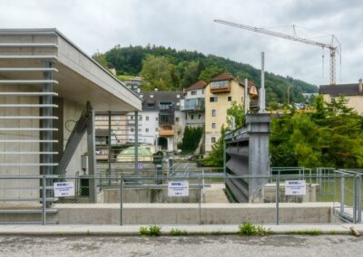 Der Ybbsuferweg in Waidhofen an der Ybbs - eine andere Welt, 10 Meter neben der Hauptstraße