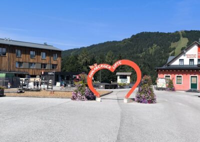 Von Annaberg zur Anna-Alm und auf den Hennesteck