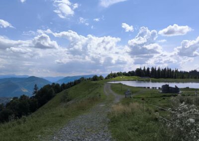 Von Annaberg zur Anna-Alm und auf den Hennesteck