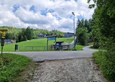 Von Annaberg zur Anna-Alm und auf den Hennesteck