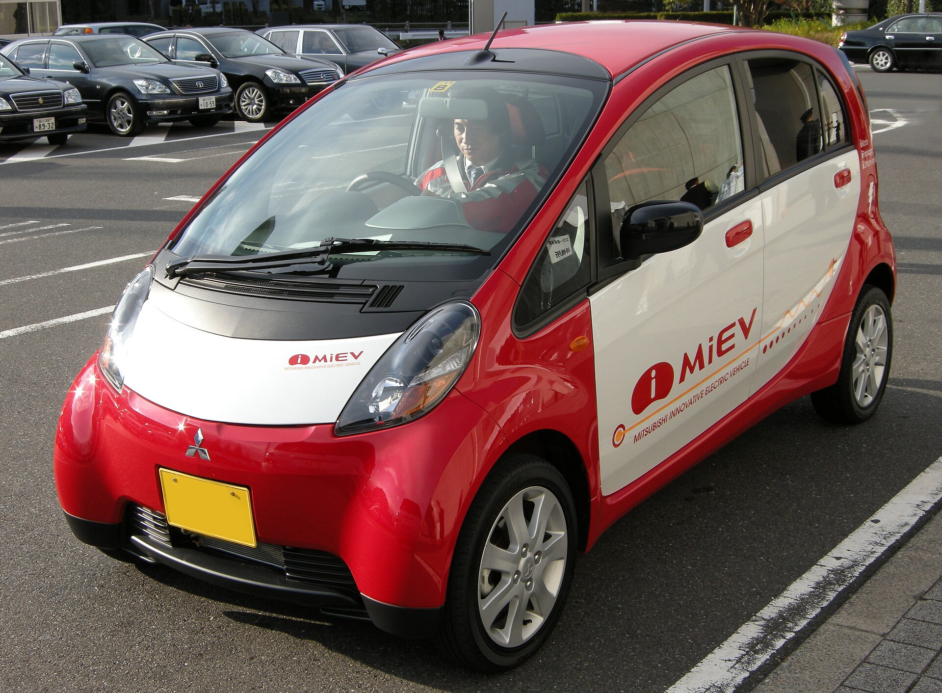 Mitsubishi i MiEV (Von Hatsukari715 - Eigenes Werk, Gemeinfrei, //commons.wikimedia.org/w/index.php?curid=3225635)