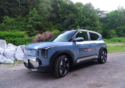 KIA EV2