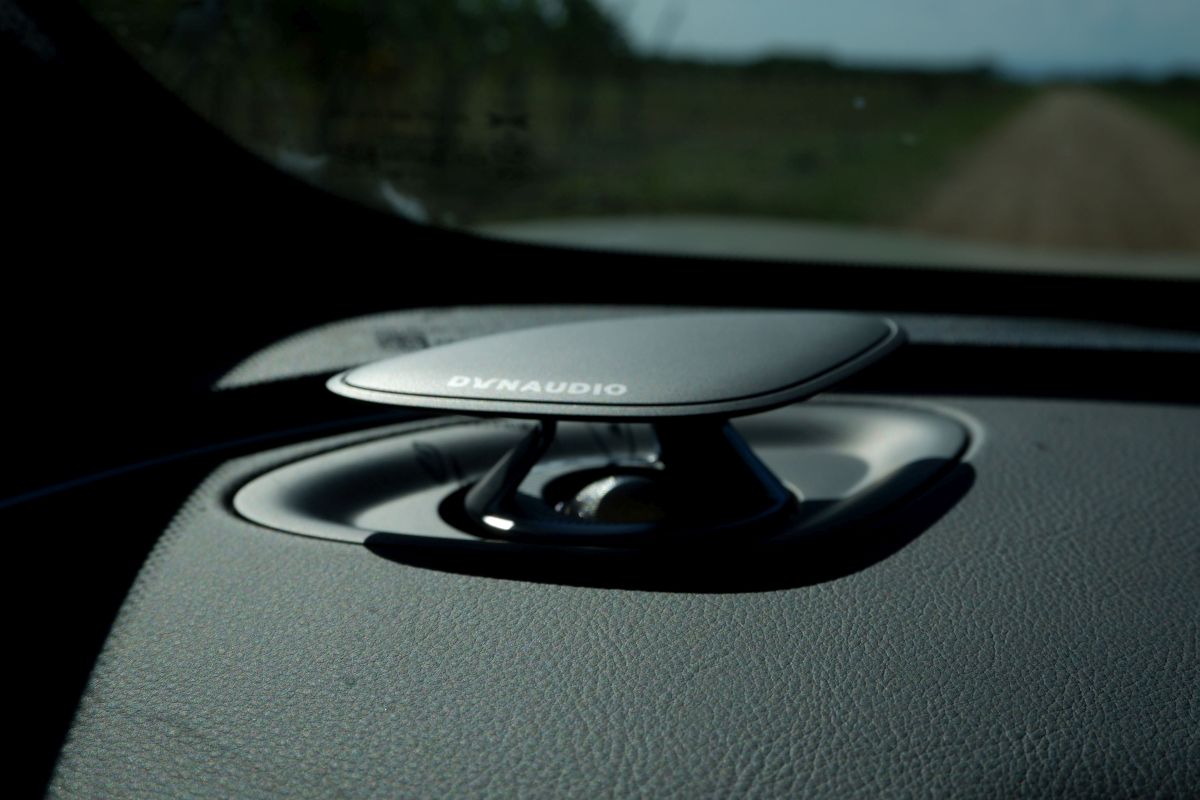 xpeng g9 030